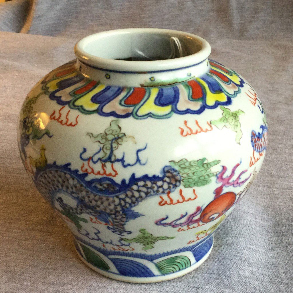 A Chinese doucai jar with foo dogs from Christies (1 of 8)
