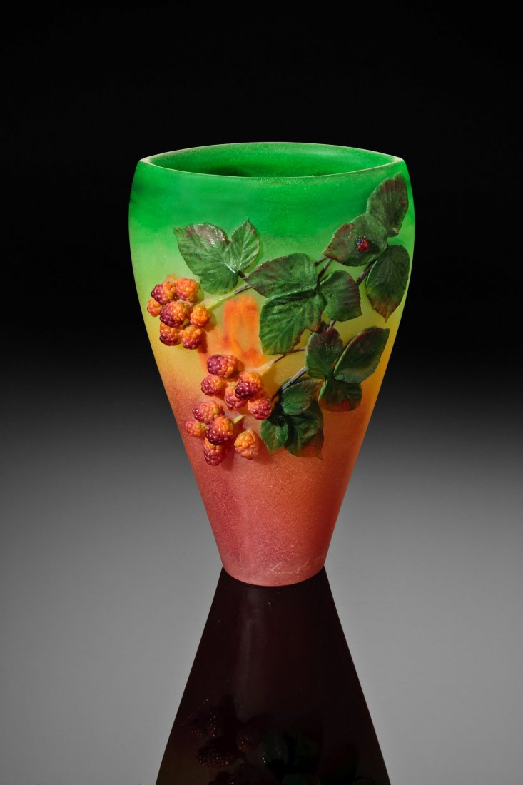 Kimiake Higuchi - Raspberry Vase (1 of 1)