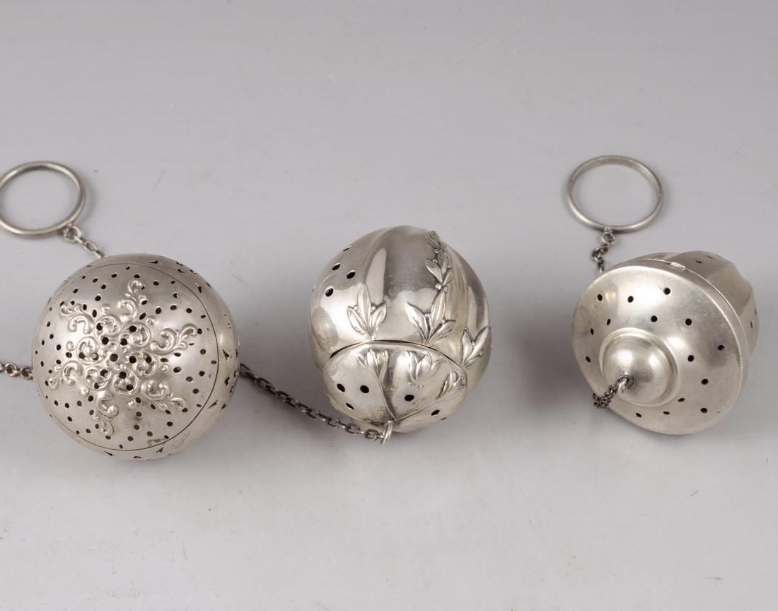 Silver Tea Strainers (1 of 5)