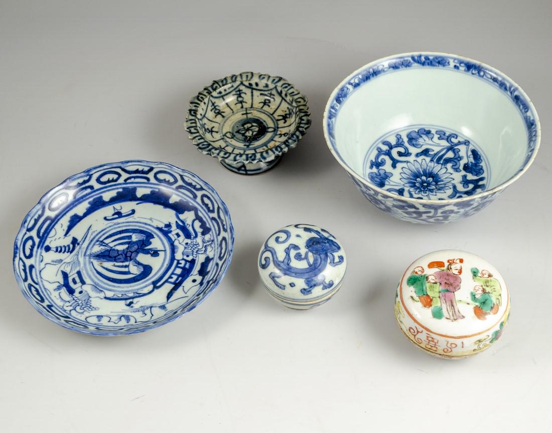 19th Century Chinese Porcelain Items (1 of 7)