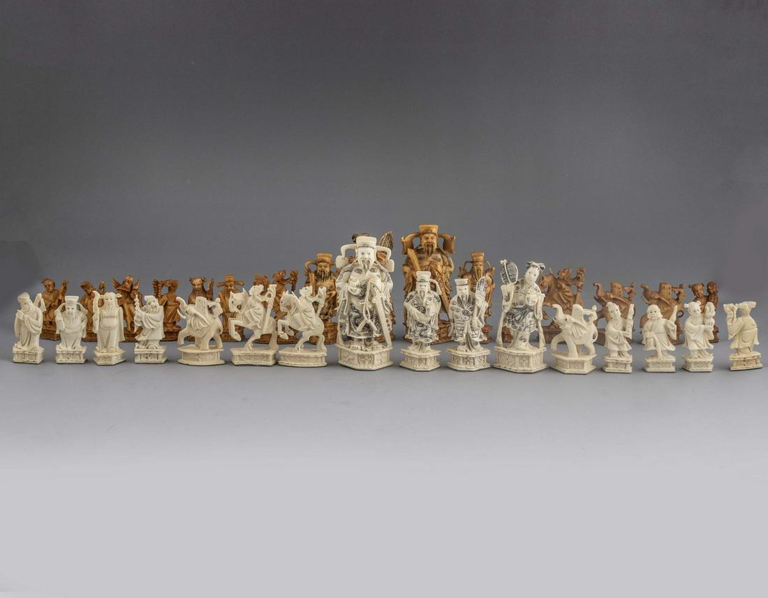 Chinese Carved Chess Set: Fine Chinese carved chess set. Contains 32 hand-carved pieces (complete), each piece uniquely designed. Height of pieces: 5-10 cm. Given in special box. Pieces in very good condition, minor flaws to t