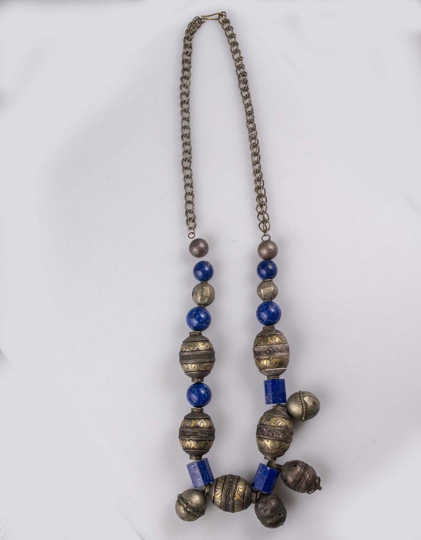Silver and Lapis Lazuli Beaded Necklace (1 of 3)