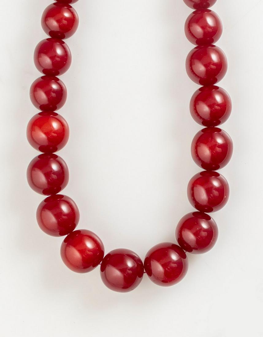 Bakelite Cherry Amber Chain (1 of 3)