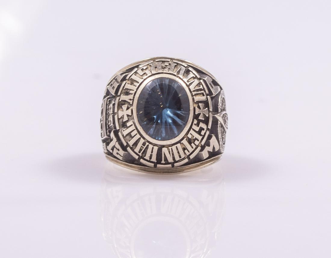 Men's College Ring (1 of 7)