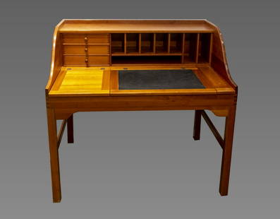 Andreas Hansen Vintage Desk: Vintage desk designed by Andreas Hansen for Hadsten TrÃ¦industri, Denmark. Cherry wood. With a leather covered opening writing pad. Height: 102 cm. Length: 112 cm. Depth: 84 cm. Very good condition.