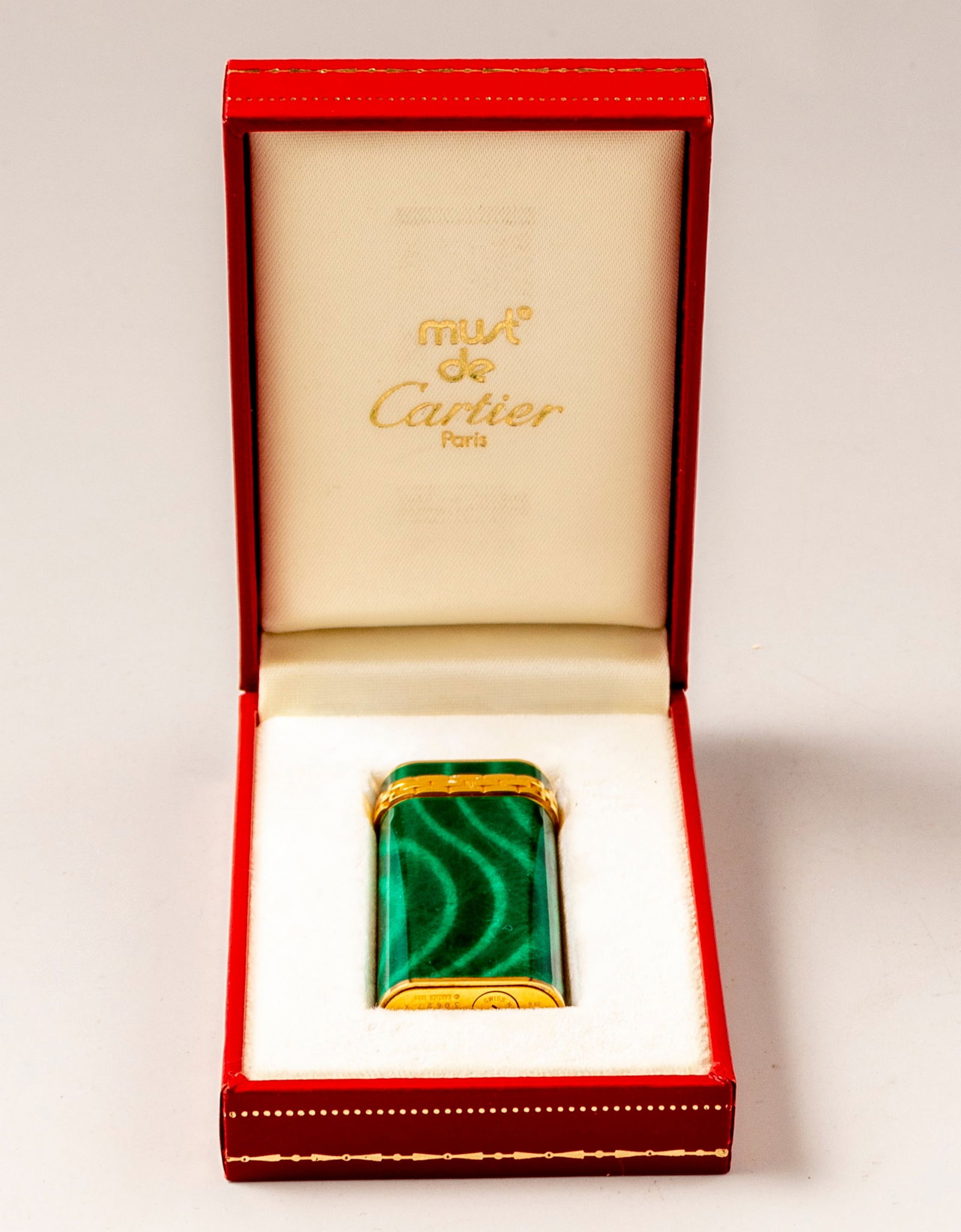 Must de Cartier Briquet Lighter (1 of 9)