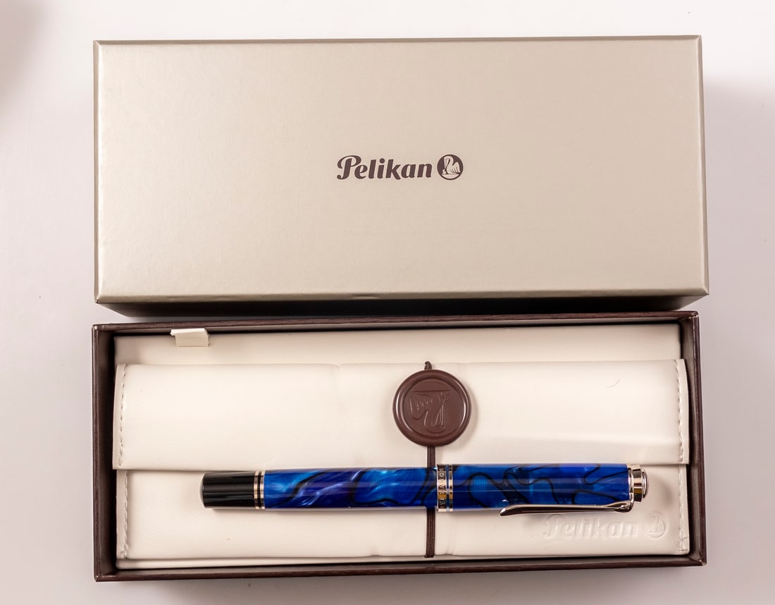 Pelikan M805 Blue Dunes Fountain Pen (1 of 15)