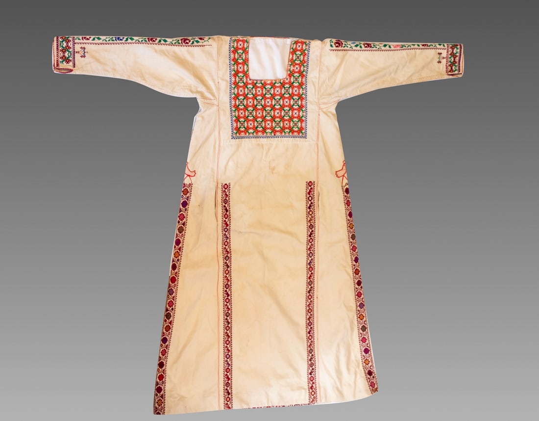 Palestinian Thobe Dress (1 of 2)