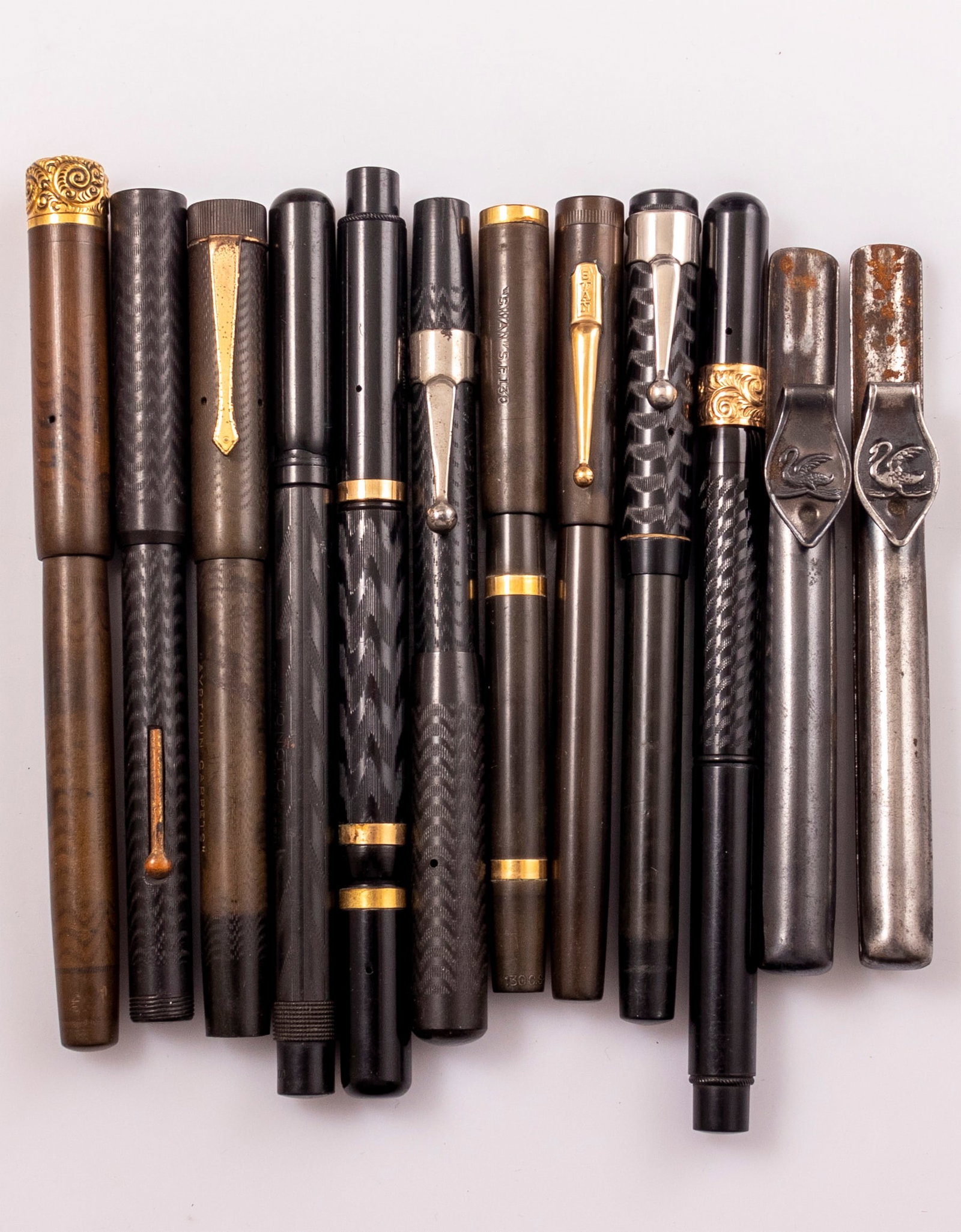 Fountain Pens, Various Makers (1 of 6)