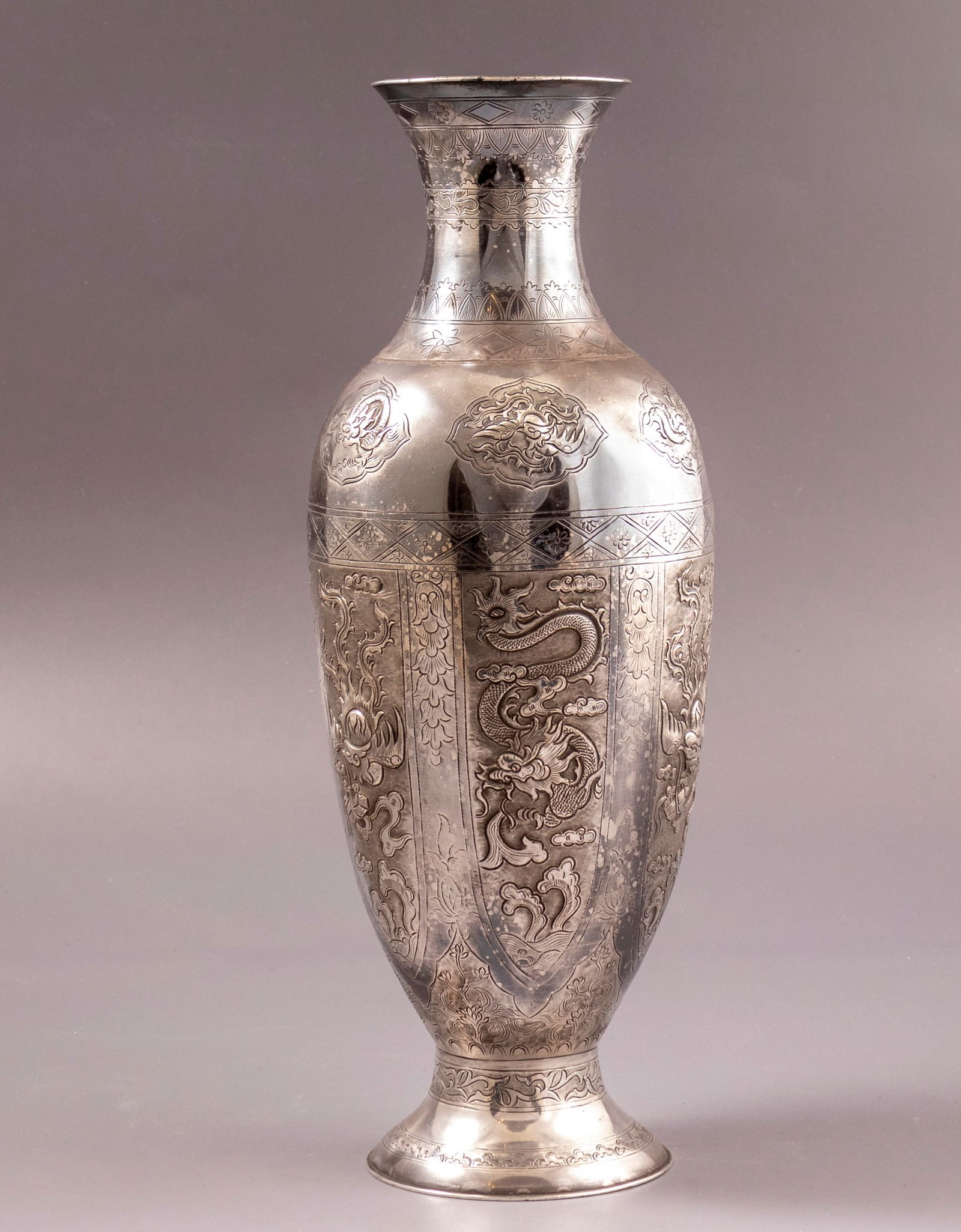 Chinese Silver vase (1 of 5)