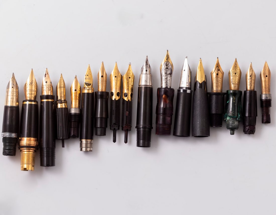 Gold nibs, Various Makers (1 of 2)