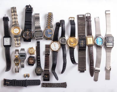 Various Watches: Lot of wristwatches, various makers including Casio, Citizen, Buler, Tissot and others. Various sizes and conditions.
