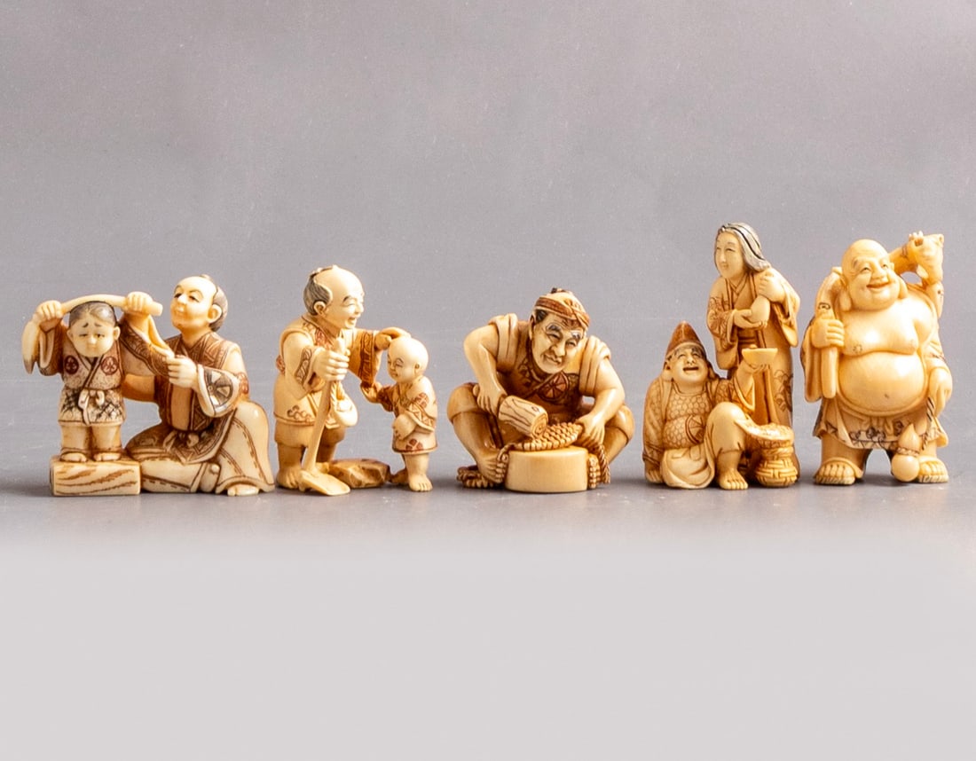 Carved Japanese Netsuke (1 of 8)
