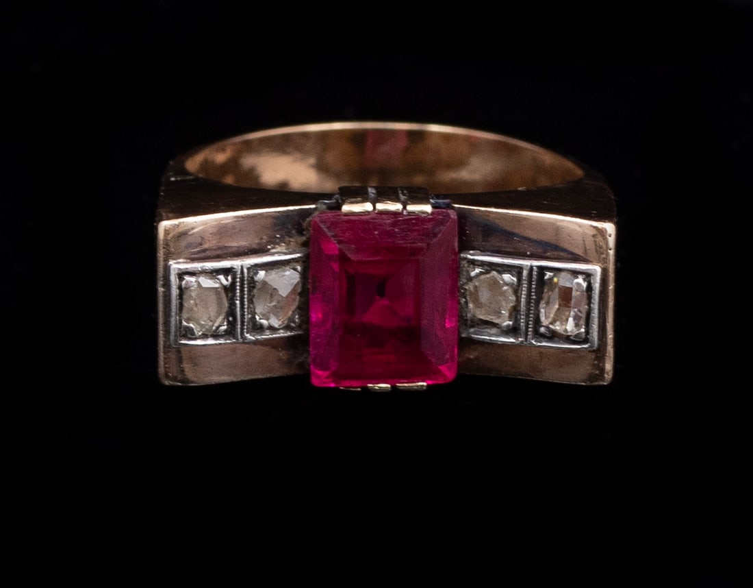 Gold, Ruby & Rose-cut Diamonds Ring (1 of 3)