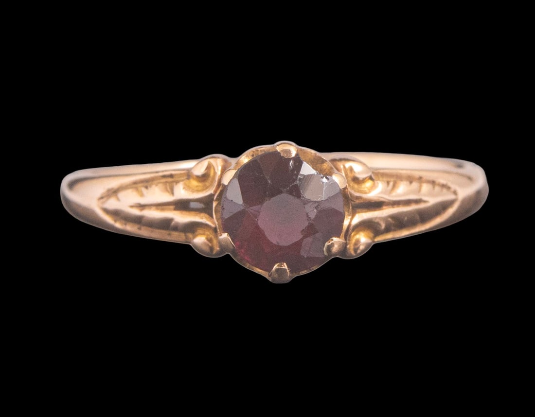 Gold Garnet Ring - 4