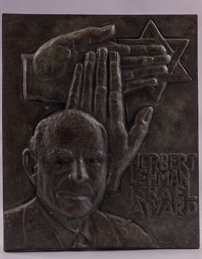 Chaim Gross (1901-1992): Chaim Gross (1901-1992), Portrait of Herbert Henry Lehman, bronze plaque, dimensions: 27X23 cm, signed and described.
