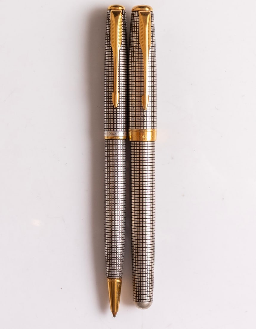 Parker Sonnet Sterling Silver Cisele Pen Set (1 of 10)