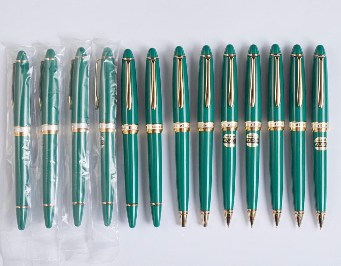 Pens, Sailor Rose Bloom (1 of 2)