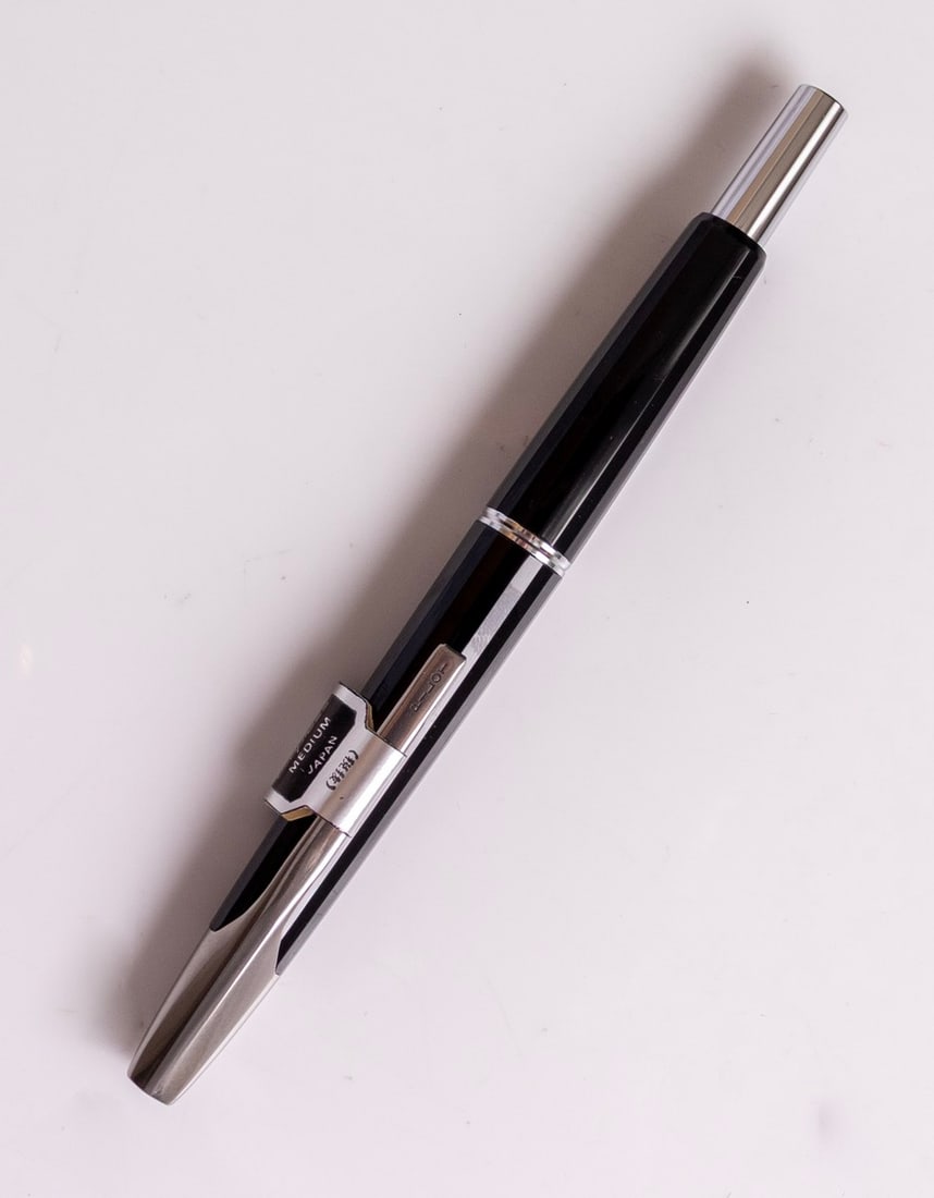 Pilot Capless Fountain Pen (1 of 7)