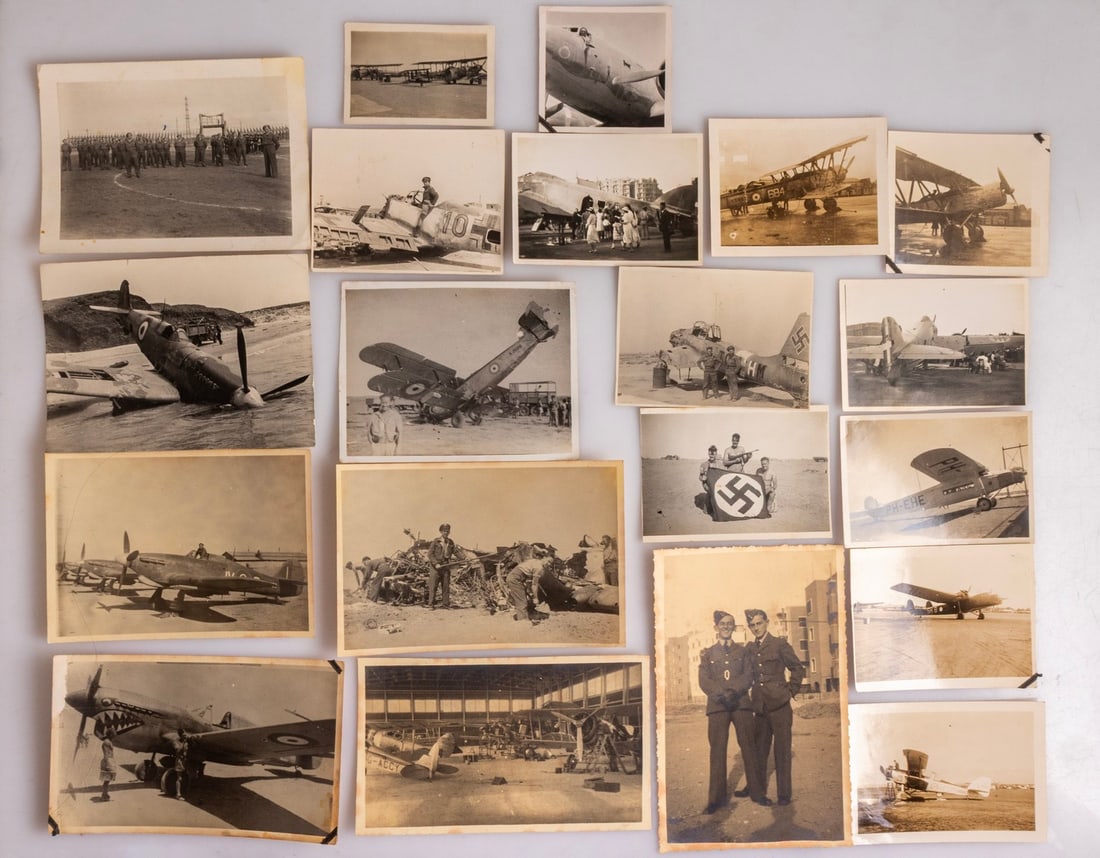 Photographs of Aircraft, The World War II (1 of 2)
