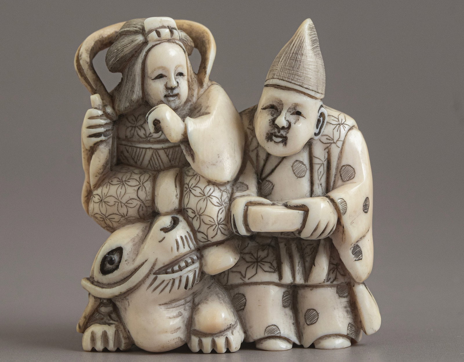 Carved Japanese Netsuke (1 of 3)