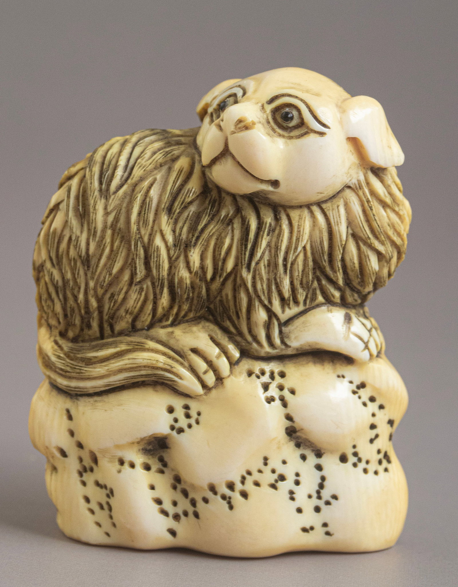 Carved Japanese Netsuke (1 of 3)