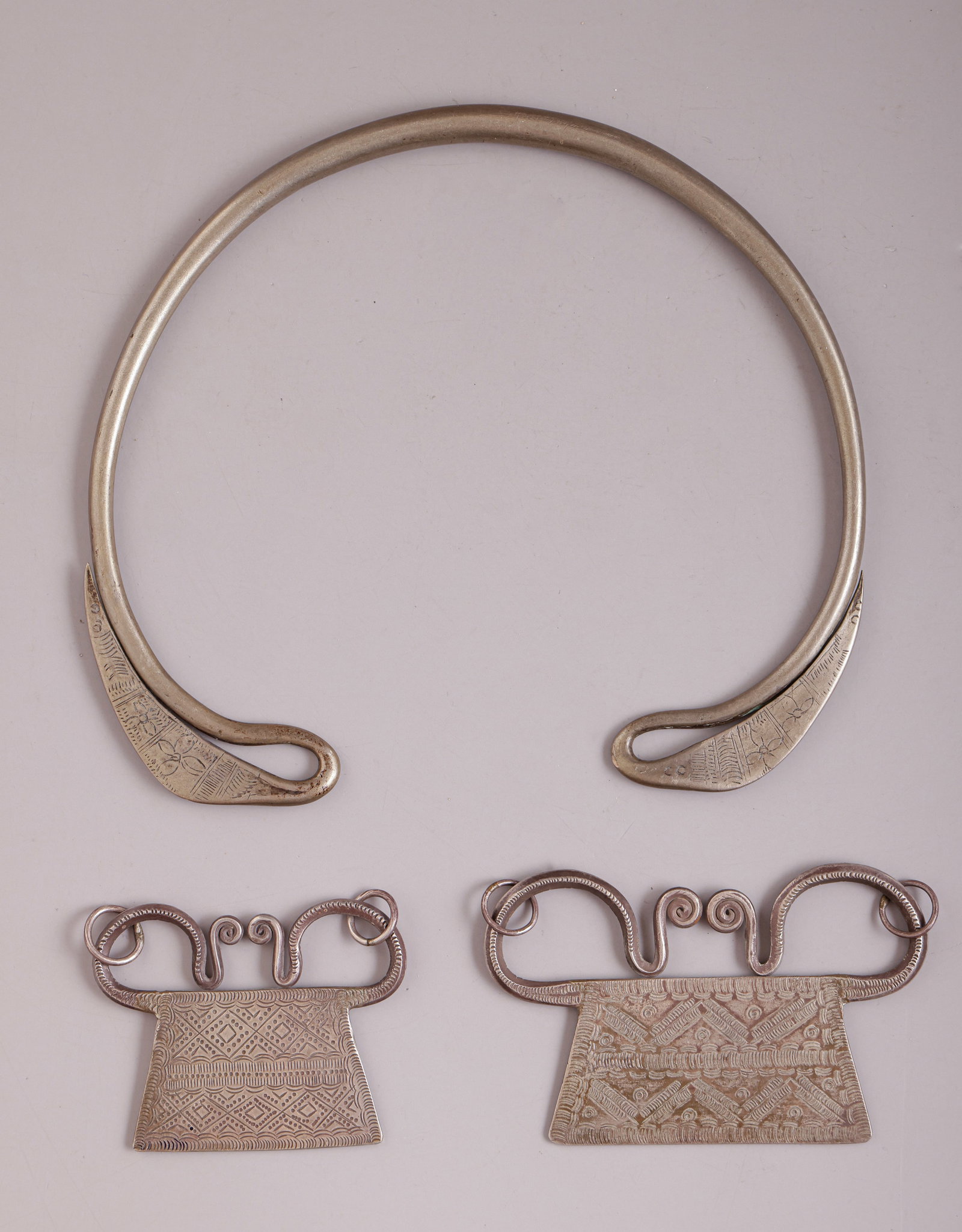 Hmong People Jewelry: Traditional silver jewelry of Hmong people, Vietnam. Including a choker and silver "Soul Locker" pendants. Diameter/length: 6.5-16 cm. Weight: 209 g.
