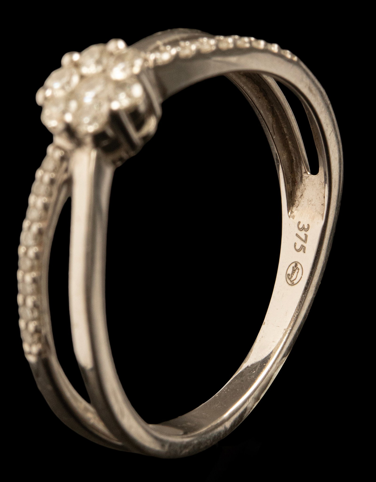 Gold Diamond Ring - 5