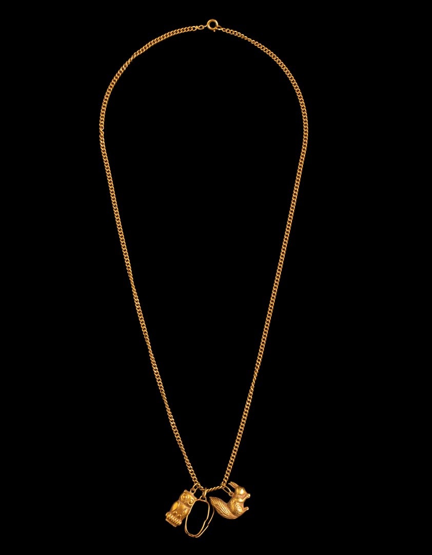 Gold Necklace (1 of 4)