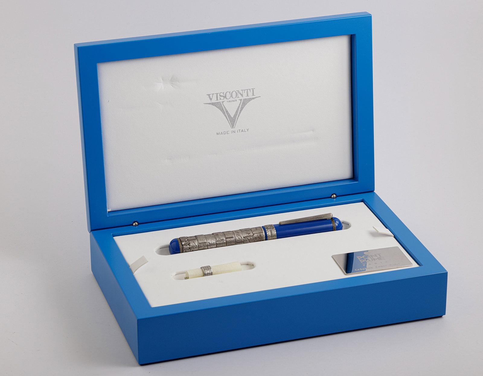 Visconti Israel 70th Anniversary Fountain Pen, Limited Edition: Visconti Israel 70th Anniversary fountain pen, Blue with silver overlay depicting The Western Wall, Limited edition. Size: 6.15" (15.7 cm). Palladium nib, M. Numbered 26/70. Mint, in original case wit
