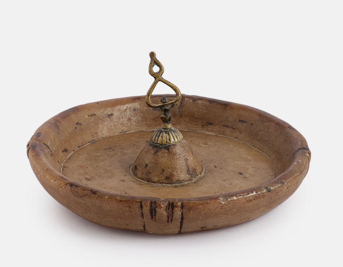 Antique Yemenite Stone Carved Oil Lamp: Antique Yemenite Alabaster carved oil lamp. Diameter: 26.5 cm.