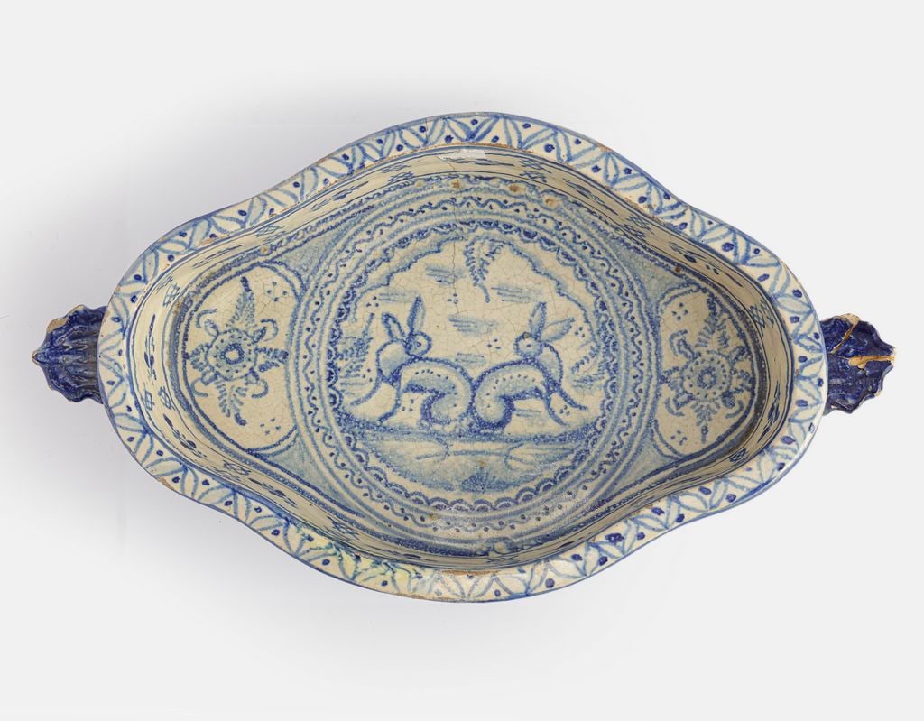 Spanish Maiolica Bowl, Triana (1 of 4)