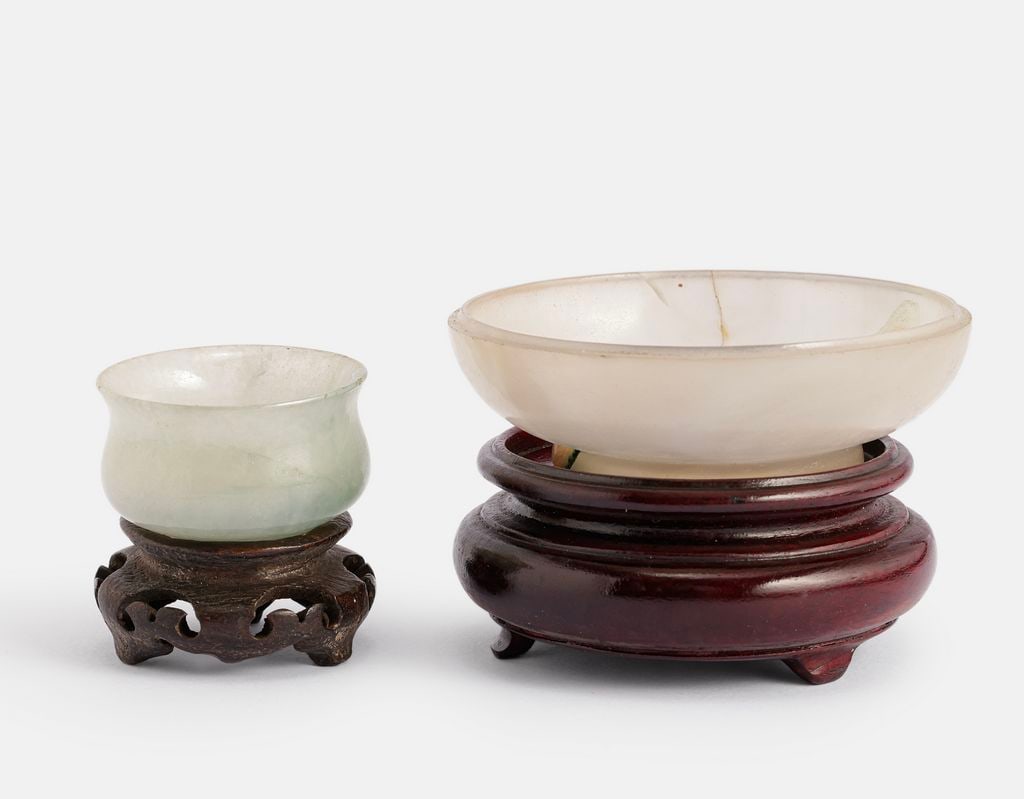 Two Chinese bowls (1 of 4)