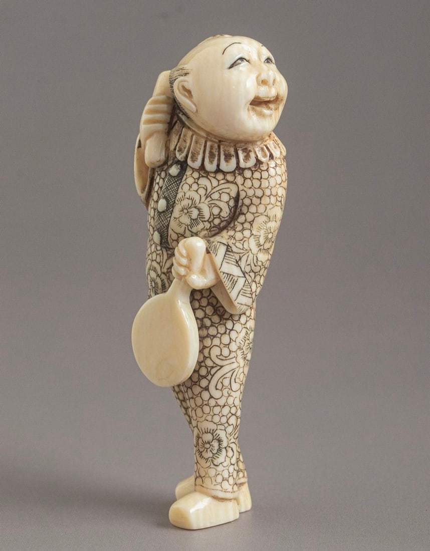 Carved Japanese Netsuke (1 of 3)