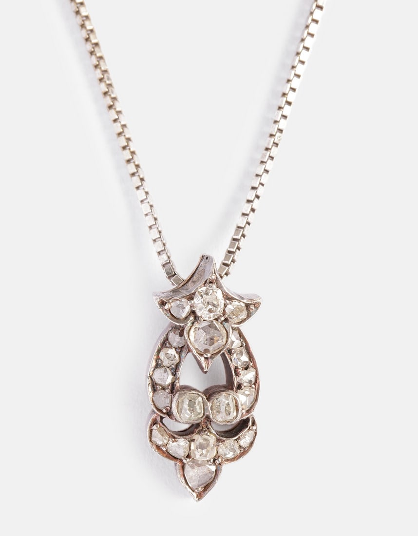 Gold & Rose-cut Diamonds Necklace & Pendant: 9K white gold necklace with an antique silver and 14K gold pendant, set with Rose-cut diamonds. Necklace length: 39 cm. Pendant length: 21 mm. Total weight: 6.3 g. Hallmarked.