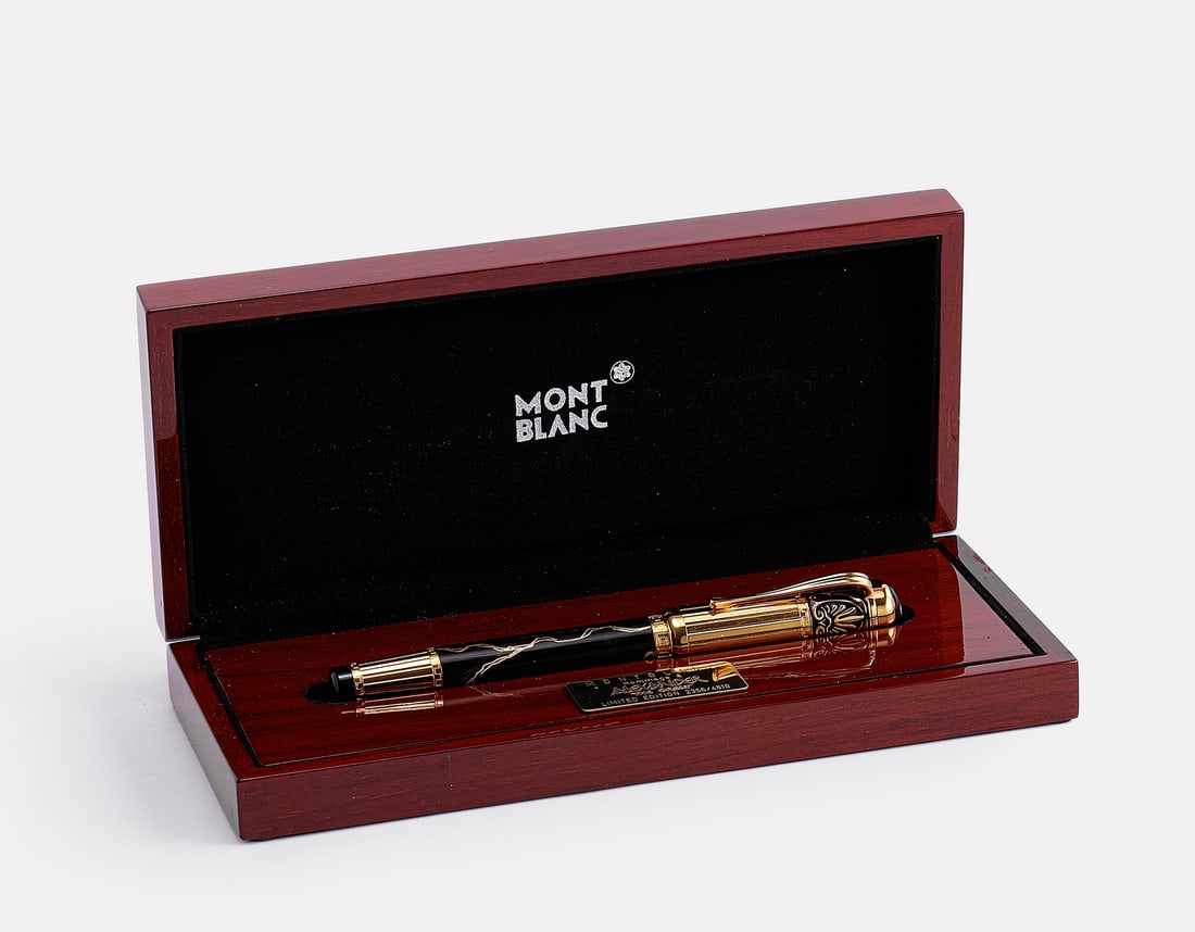 Montblanc POA Alexander the Great LE Fountain Pen: Montblanc Alexander the Great, Patron of Arts series, Limited edition. Size: 5.45" (13.9 cm). 2 toned 18K gold nib, M. Numbered 2356/4810. Excellent condition, never inked, in original case with certi