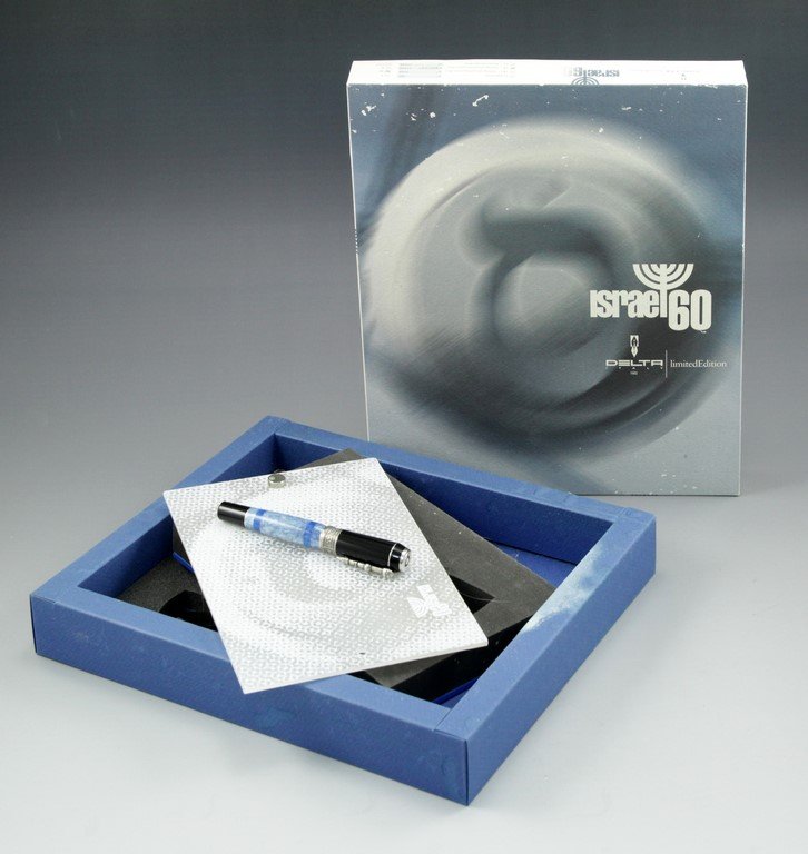 Delta fountain pen (1 of 4)