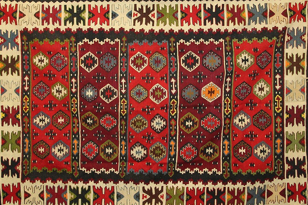 Bulgarian Kilim carpet Aug 16, 2016 Ishtar Auctions LTD. in Israel