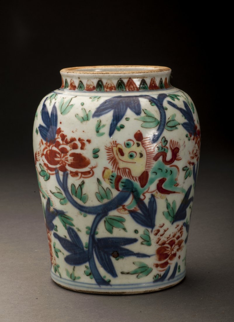 14-16thc Doucai Contrasting Porcelain Jar (1 of 6)