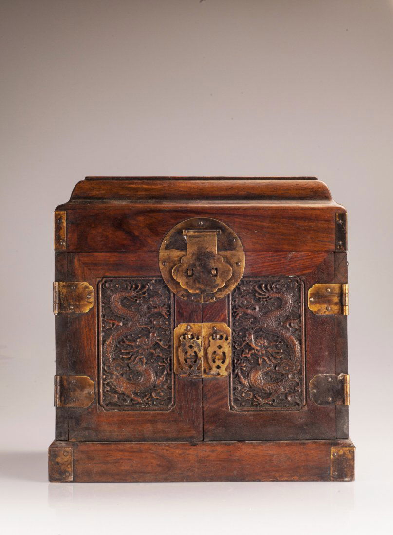 Huanghuali Wooden carving Container (1 of 8)