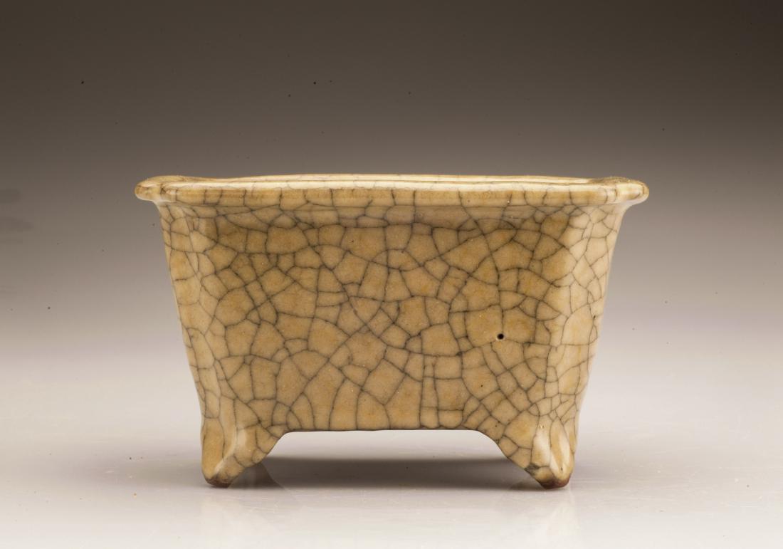 Ge-type Brown Glazed Porcelain Basin (1 of 7)