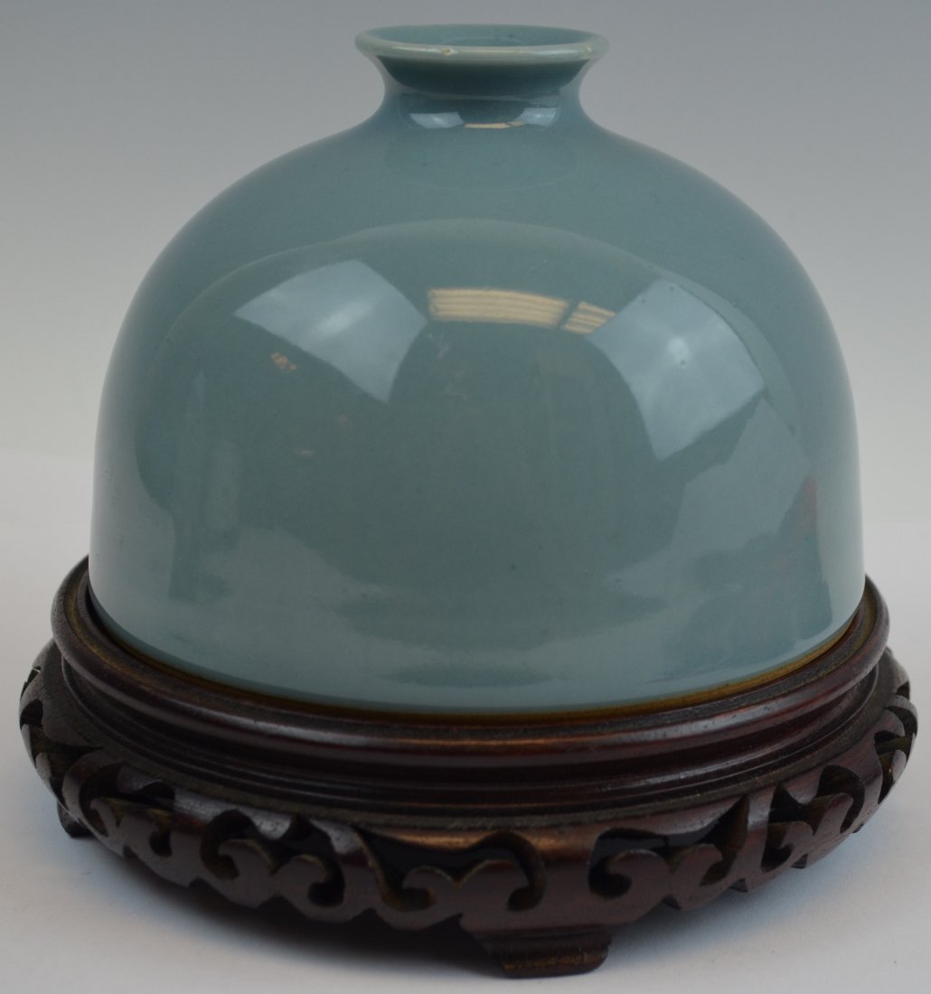 Chinese Blue Glazed Porcelain Brush Pot 19th C (1 of 6)