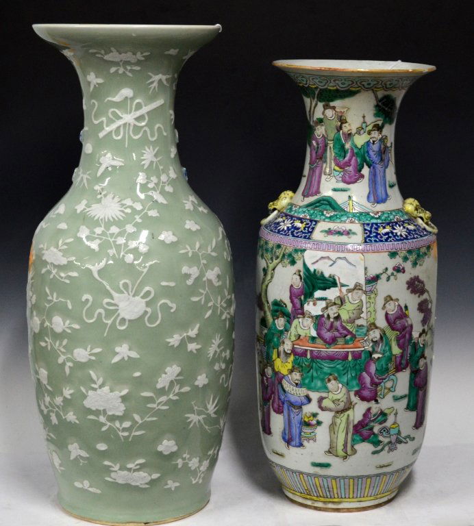 Two Chinese 19th Century Porcelain Vases (1 of 10)