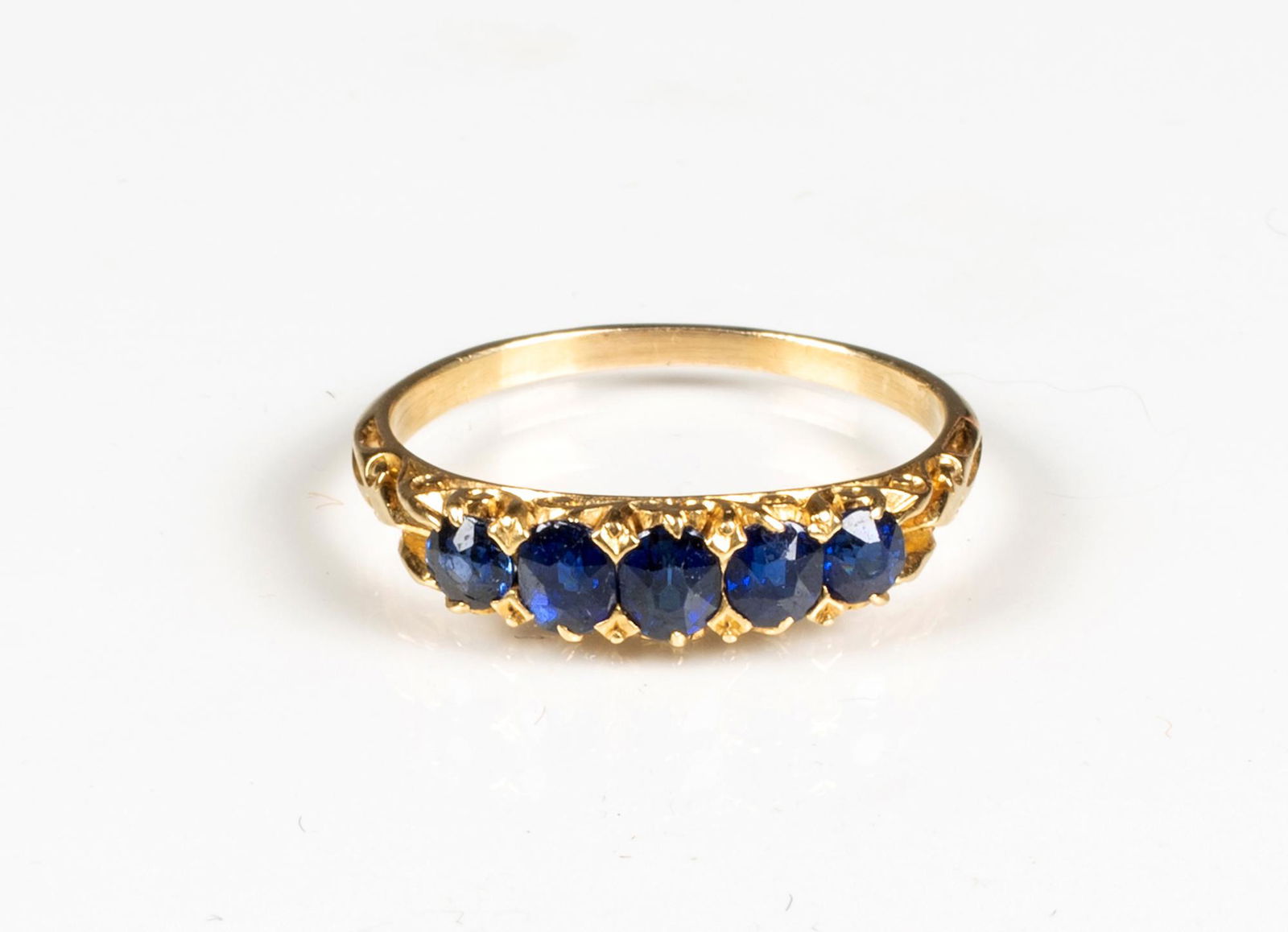 Antique Yellow Gold and Sapphire Ring (1 of 5)