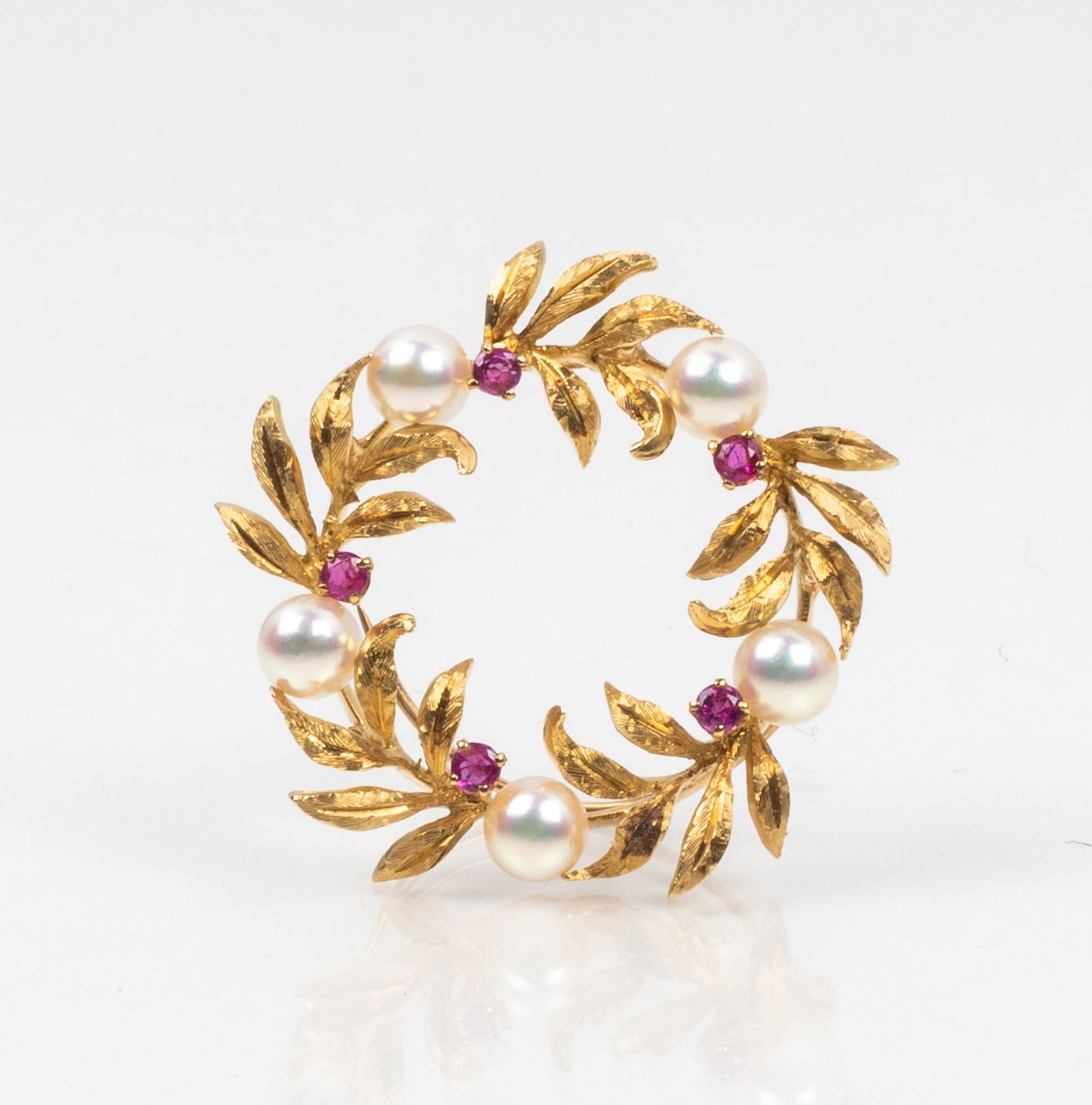 Kurt Wayne 18K Ruby and Pearl Folate Circle Brooch (1 of 6)