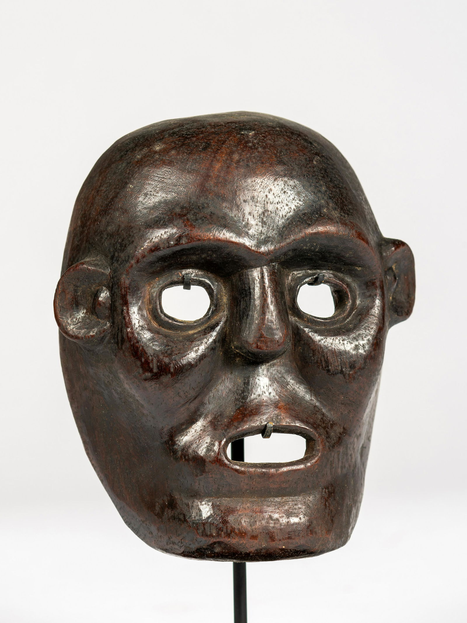 A Native American Northwest Coast Face Mask (1 of 10)