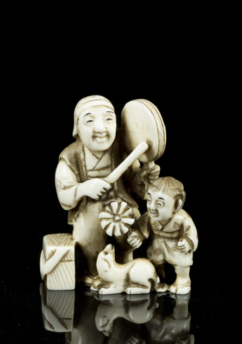 Antique Netsuke, group of man, child and dog (1 of 7)