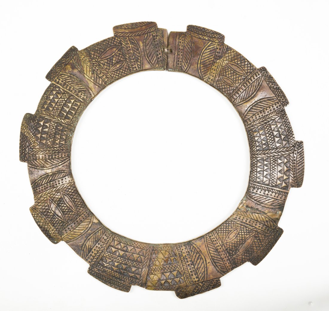 A Fine and large Teke Prestige neck ring (1 of 10)