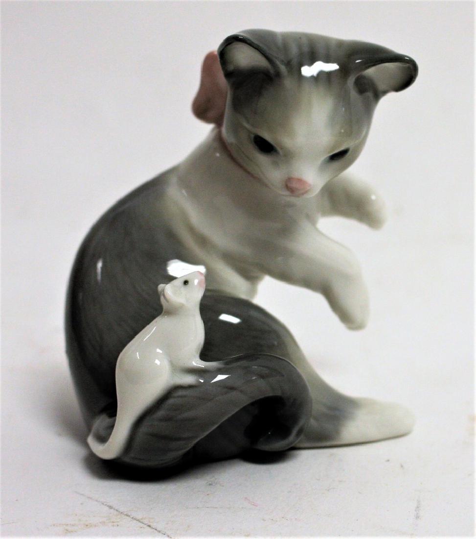 Lladro Porcelain Figurine (1 of 5)