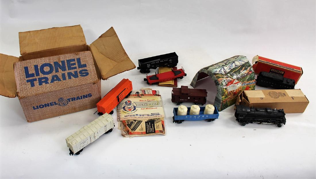 Lot of Lionel Vintage Trains, Etc. (1 of 5)